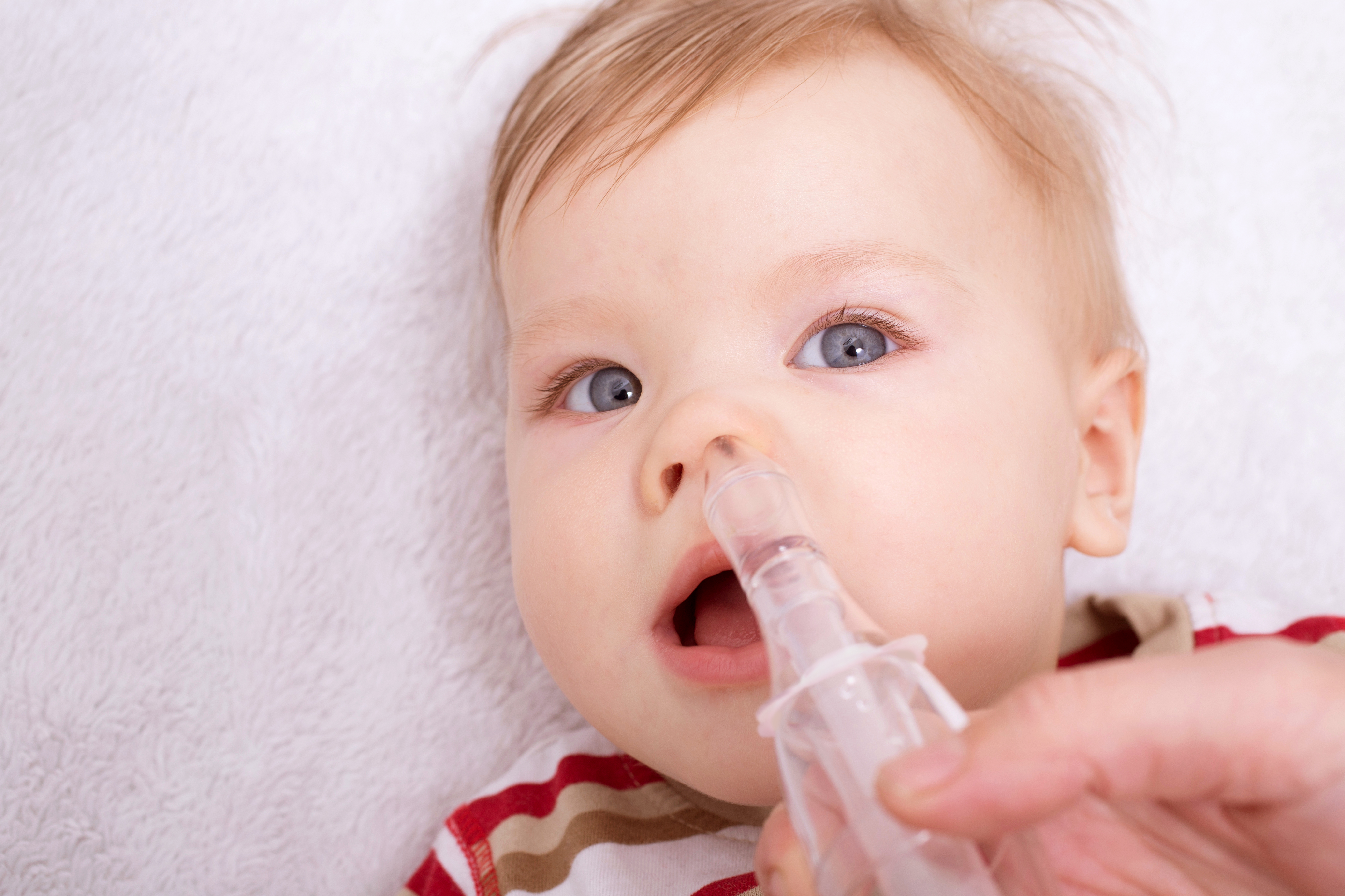 Wie benutzt man einen Baby-Nasensauger?
